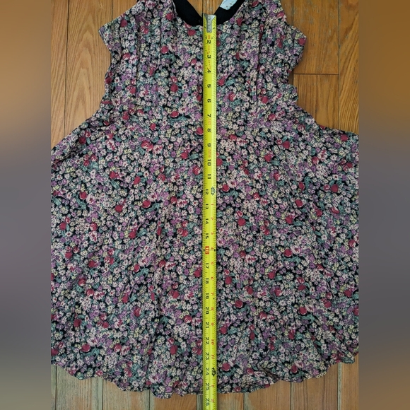 Kimchi & Blue X Urban Outfitters Floral Dress Size Medium - Picture 7 of 8